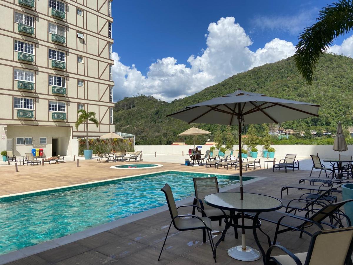 Flat 217 Granja Brasil - Com Piscina Em Itaipava Apartment เปโตรโปลิส ภายนอก รูปภาพ