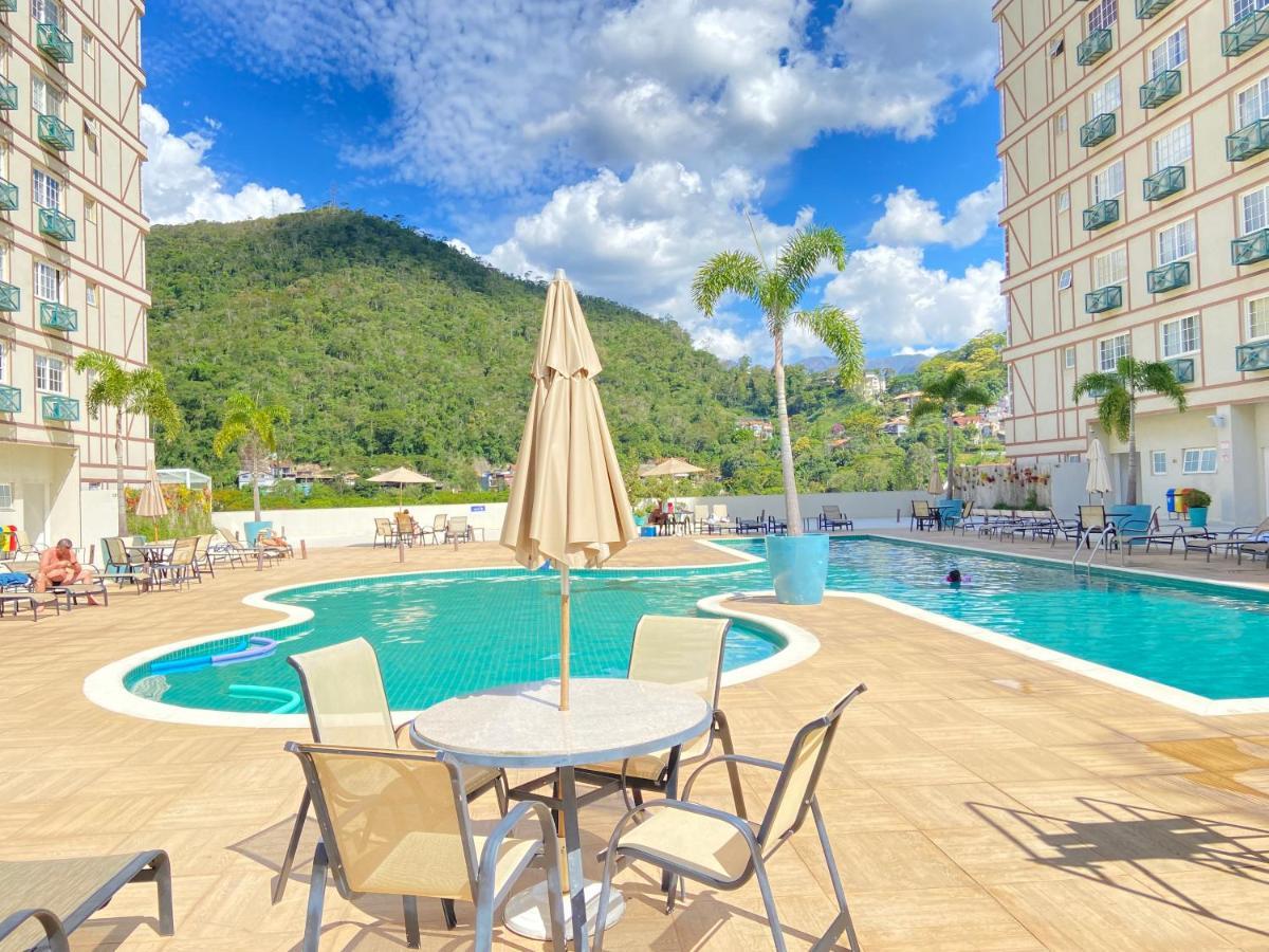 Flat 217 Granja Brasil - Com Piscina Em Itaipava Apartment เปโตรโปลิส ภายนอก รูปภาพ